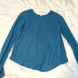 Lululemon top